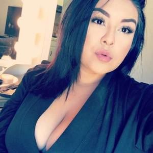 Meet your Posher, Francelyn